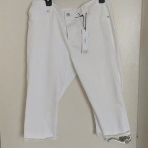 Women's high waist Capri size 16 d. Jeans